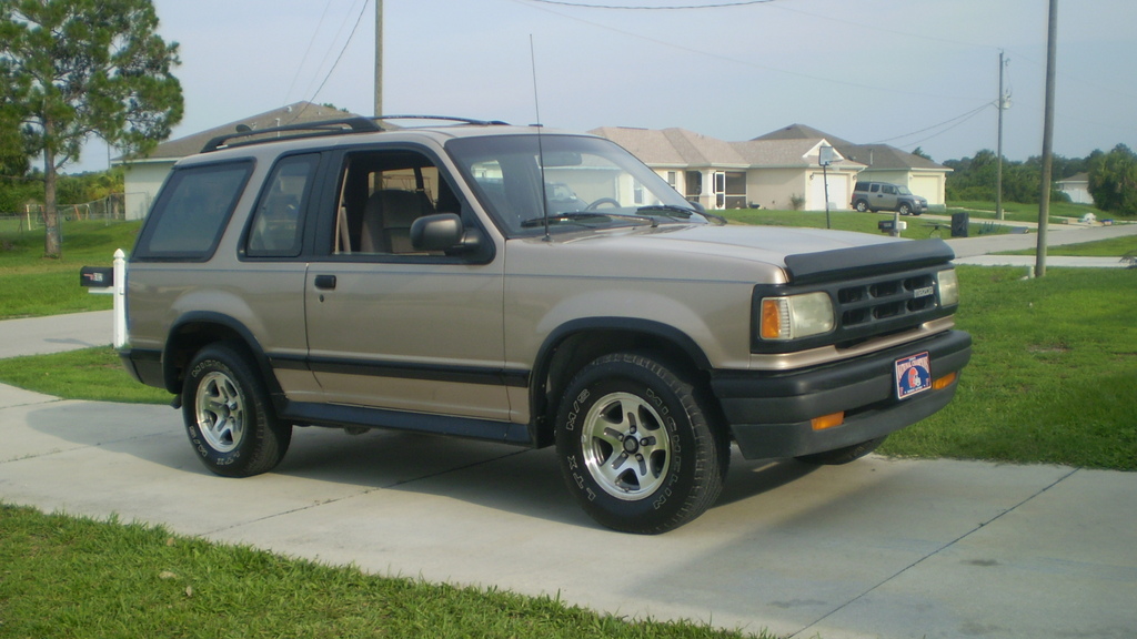 Mazda Navajo technical specifications and fuel economy